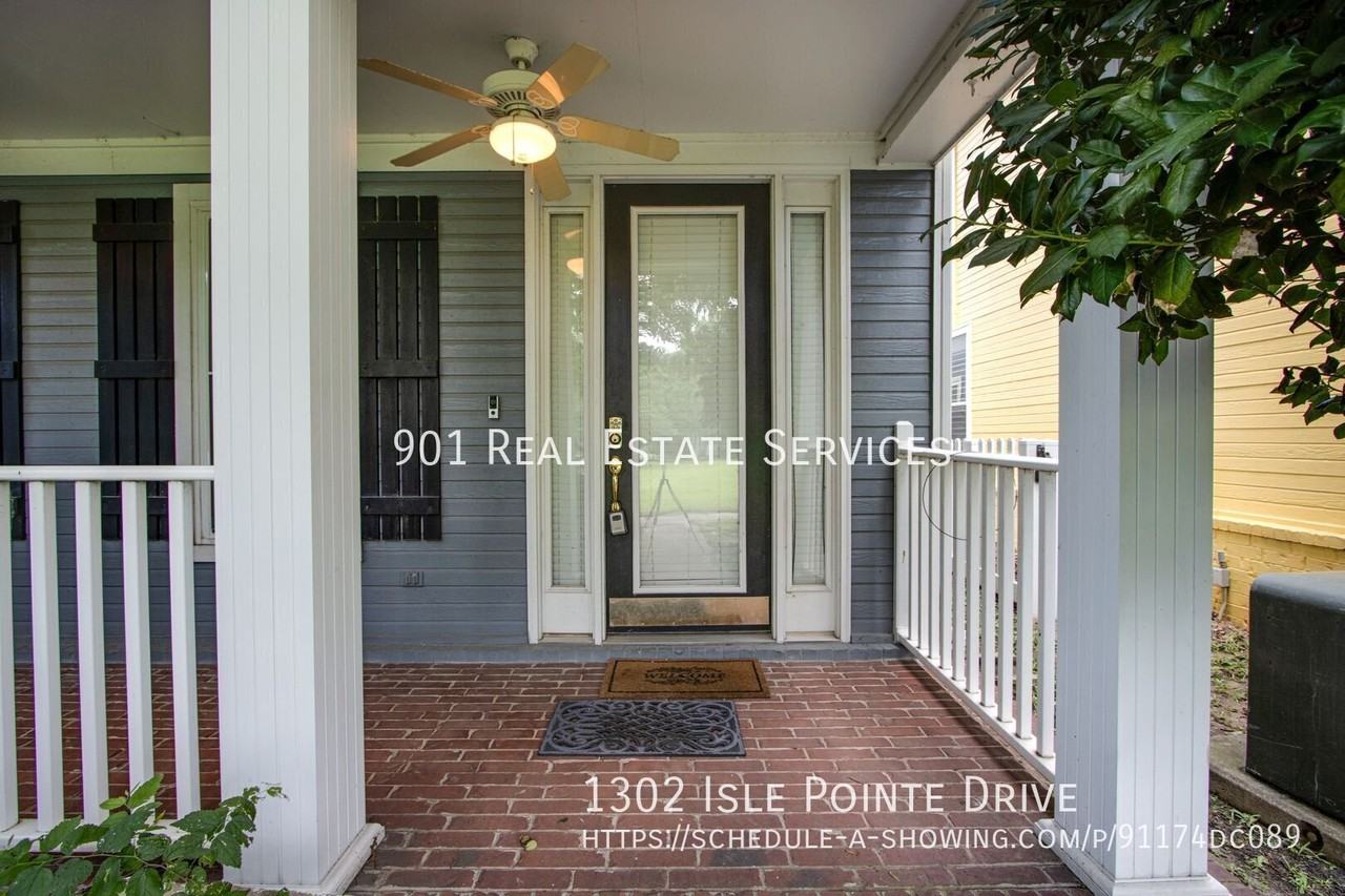 1302 Isle Pointe Dr - Photo 3 of 23