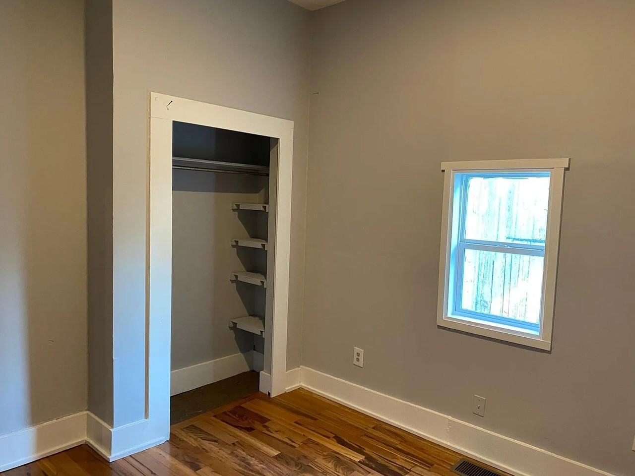 1269 S Jackson St - Photo 2 of 6