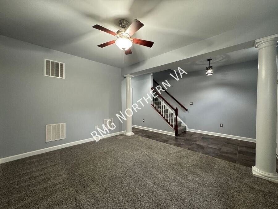 10673 General Kirkland Dr - Photo 6 of 50