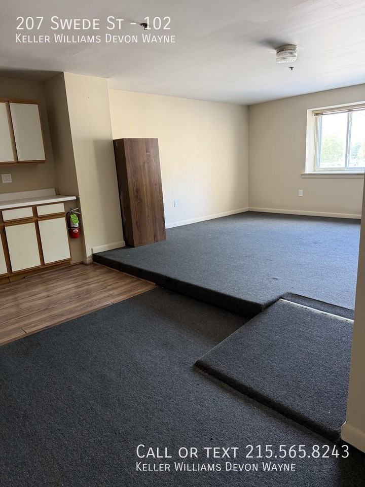 207 Swede St #102 - Photo 4 of 9