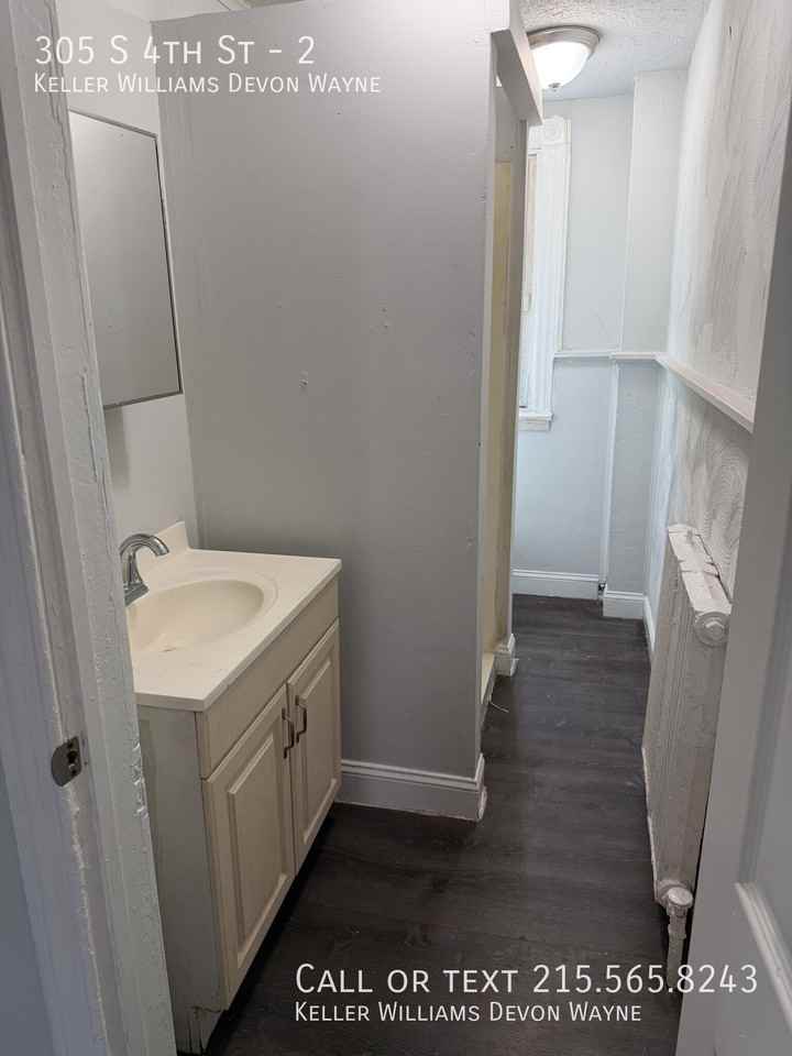 305 S 4th St #2 - Photo 5 of 13