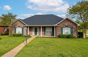 featured image of 6949 Heathermoore Loop
