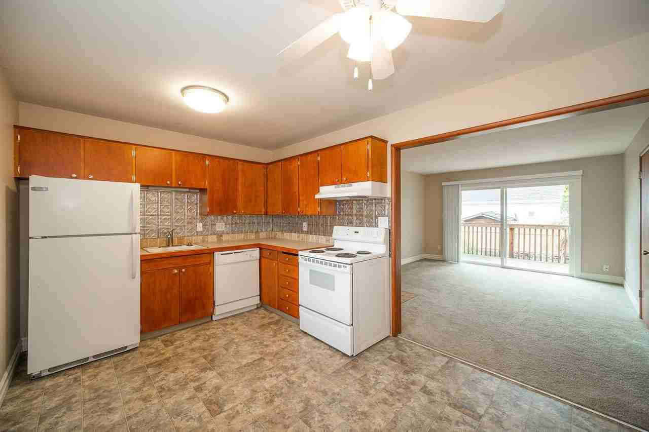 2747 Lancaster St - Photo 7 of 14