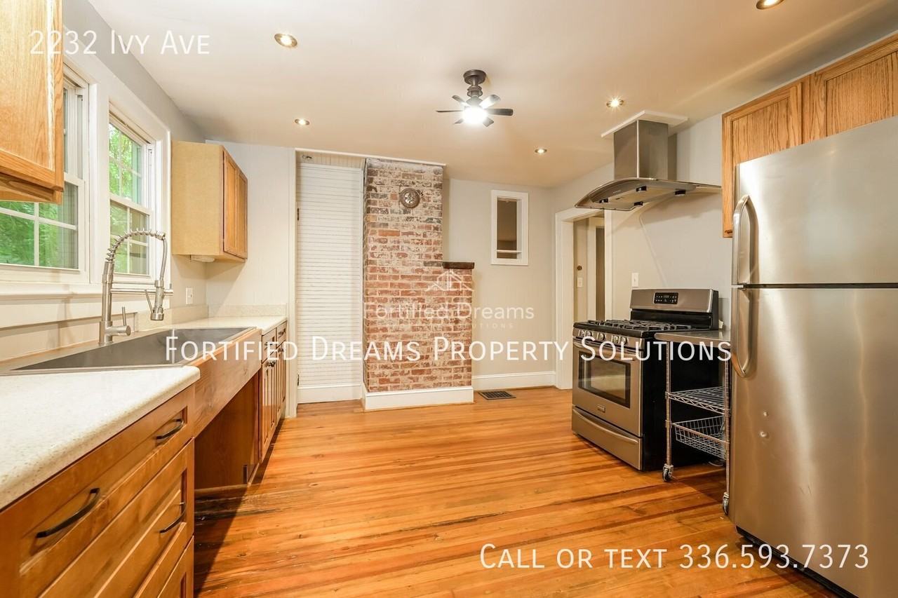 2232 Ivy Ave - Photo 7 of 19