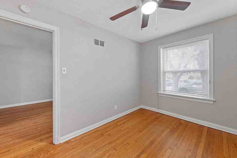 3412 Lawn Ave - Photo 3 of 24