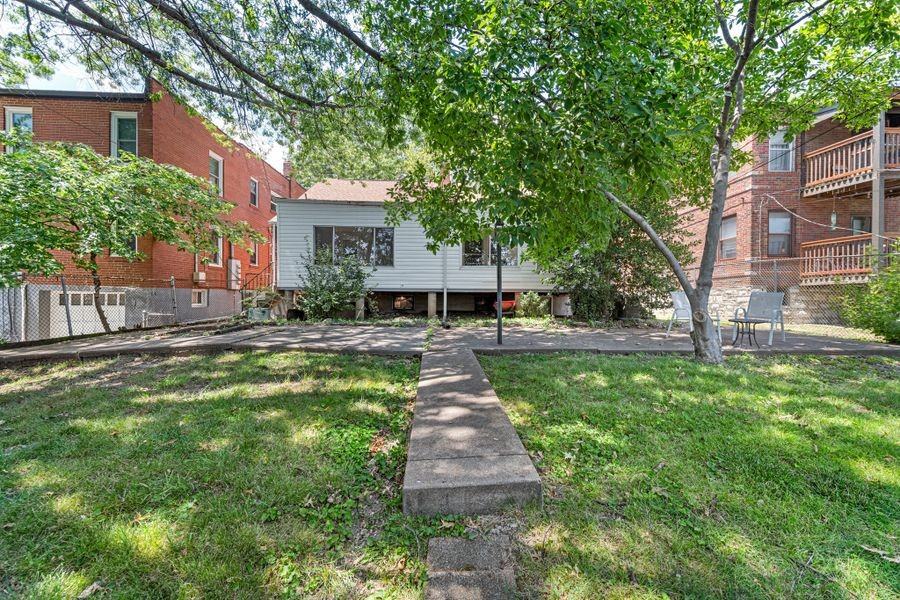 3412 Lawn Ave - Photo 6 of 24