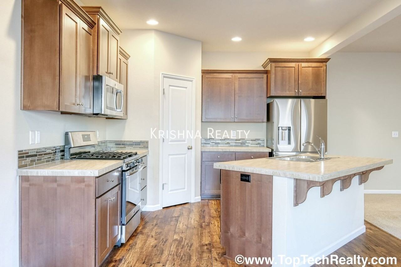 16871 Nw Anita St - Photo 6 of 24