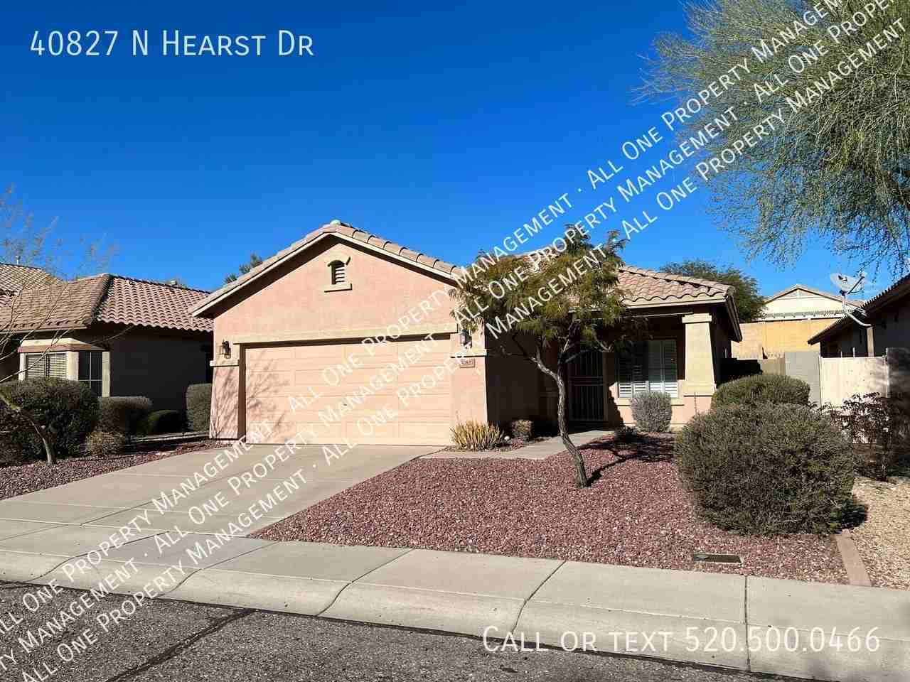 40827 N Hearst Dr - Photo 3 of 34