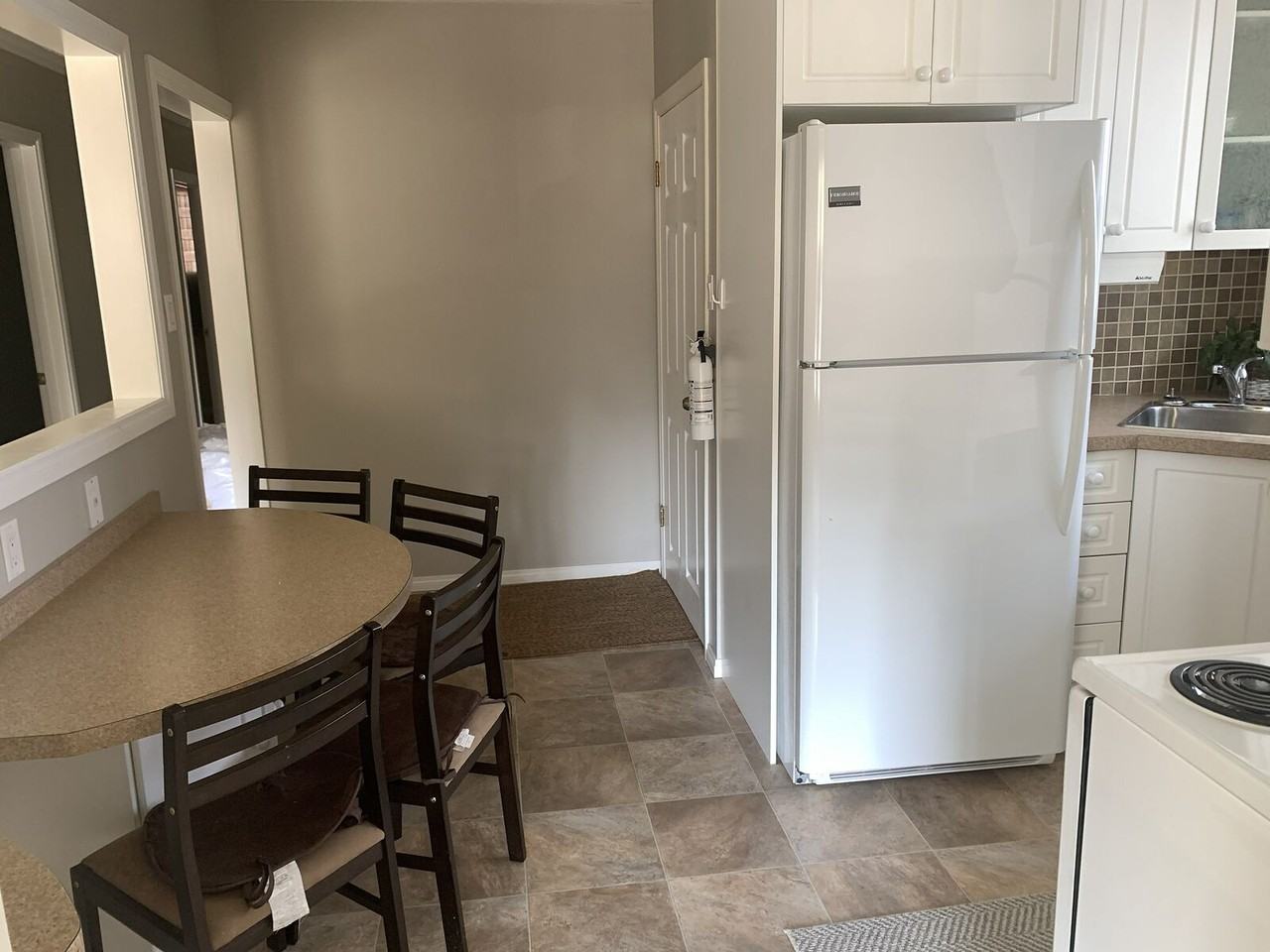 5116 Fourier Dr Se - Photo 7 of 12