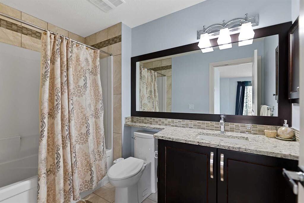21 Saddlelake Lane Ne - Photo 6 of 14
