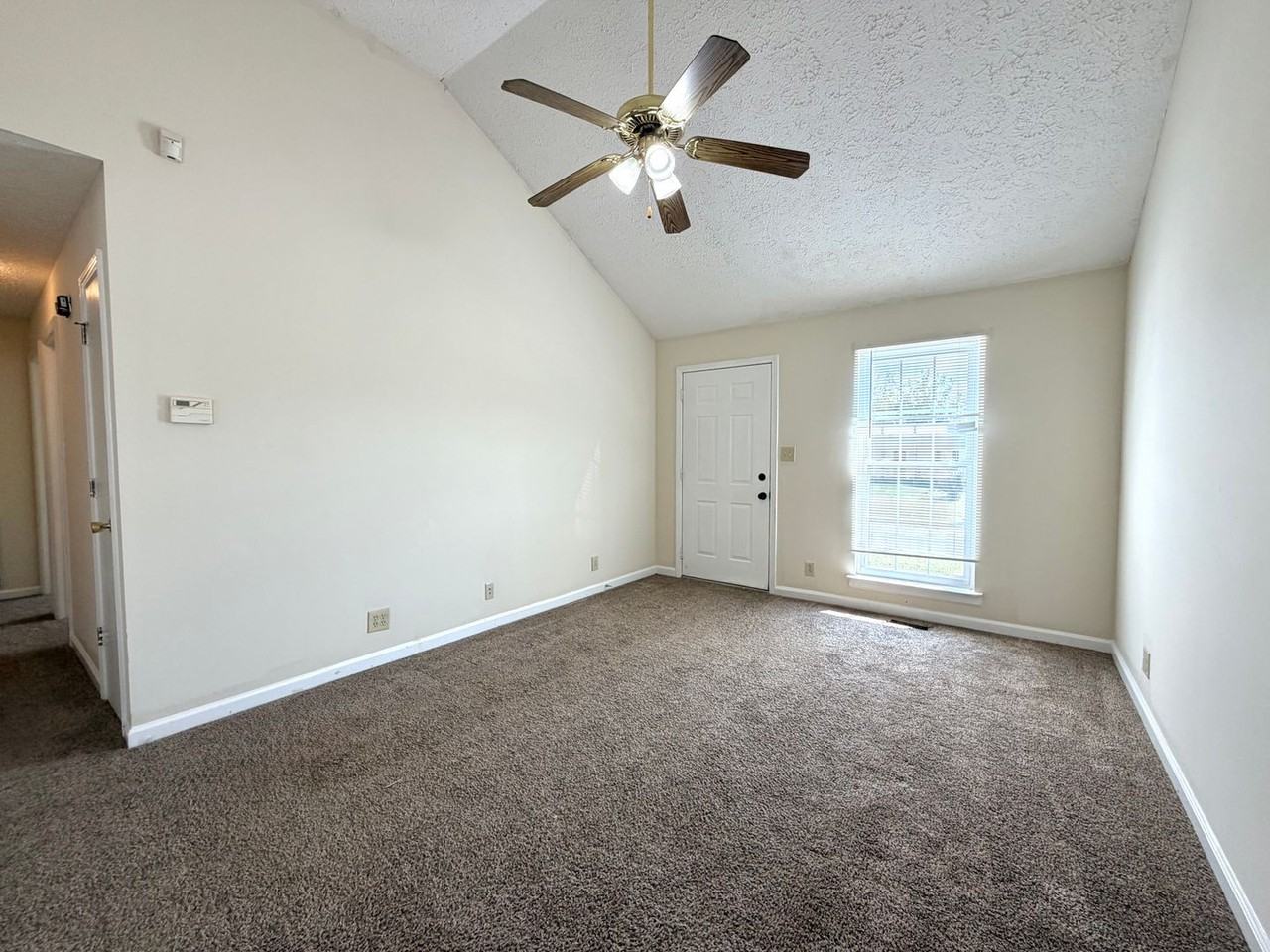 313 Cranklen Cir - Photo 3 of 21