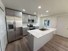 featured image of 1565 Carlin St