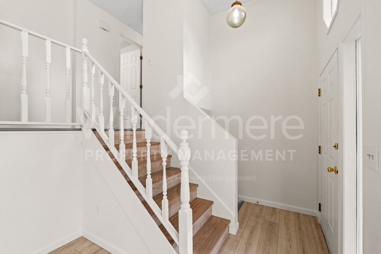 3503 E Clover Park Ave - Photo 7 of 29