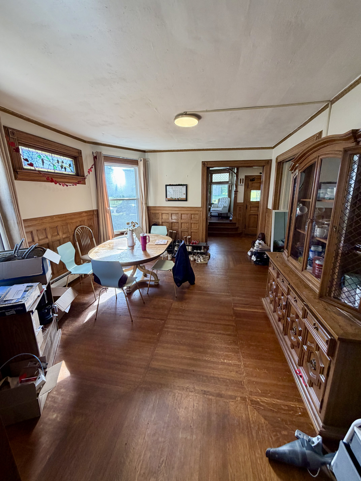 84 Chestnut St - Photo 6 of 30