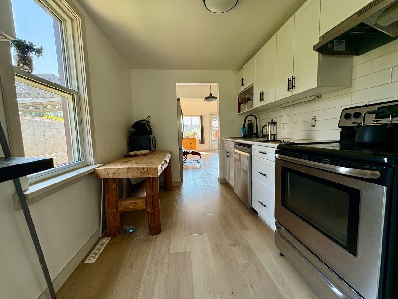 24 Mona St - Photo 3 of 22