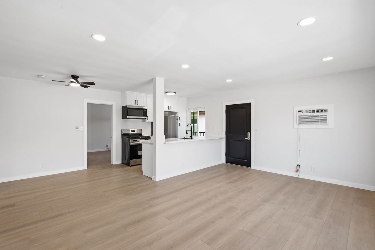 14620-14626 Magnolia Blvd - Photo 5 of 17