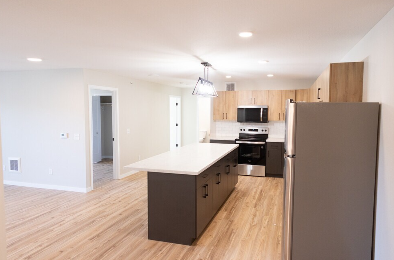 506 Flats Apartments - Photo 2 of 50
