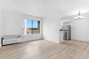 featured image of 4200 Manzanita Ave