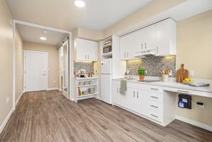 featured image of 1008 N 109th St