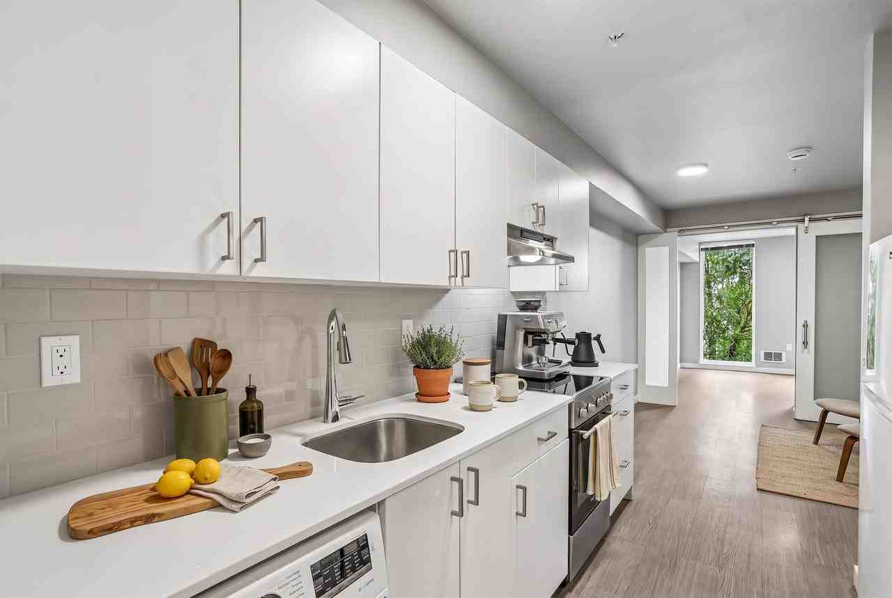Cubix Crown Hill - Photo 6 of 18