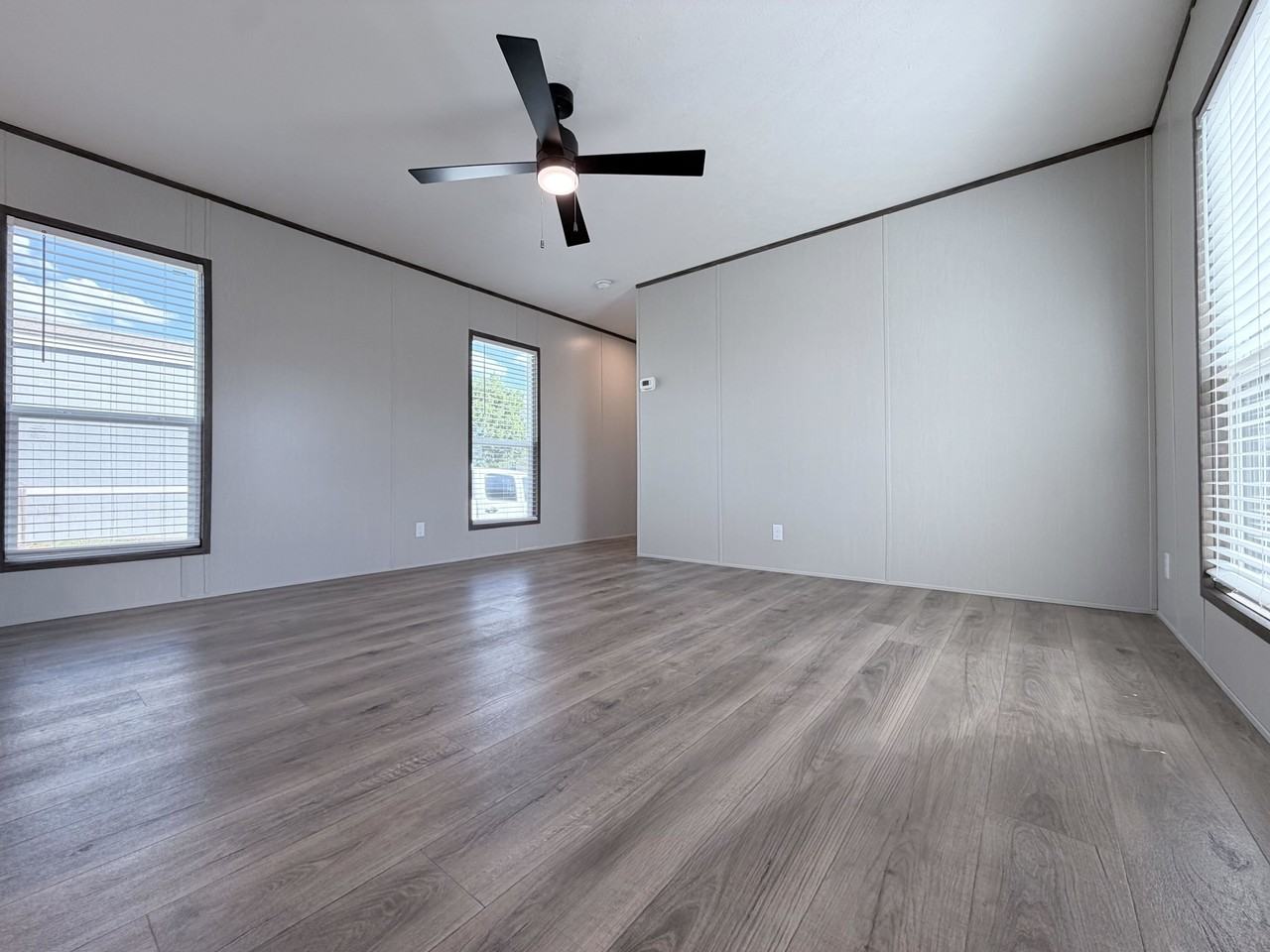 709 N Collins Fwy #3 - Photo 2 of 23
