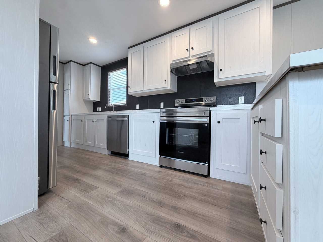 709 N Collins Fwy #3 - Photo 3 of 23