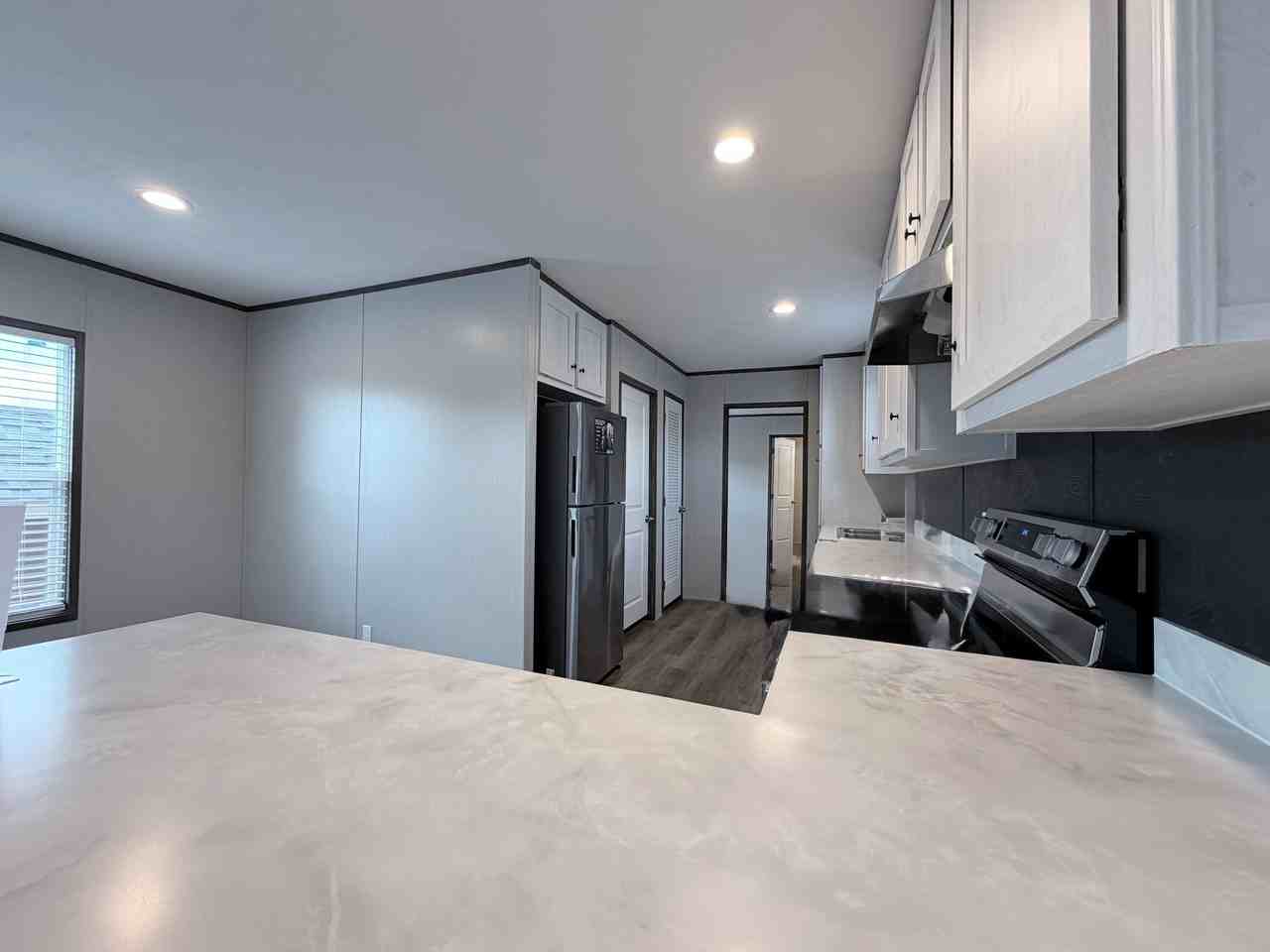 709 N Collins Fwy #3 - Photo 4 of 23