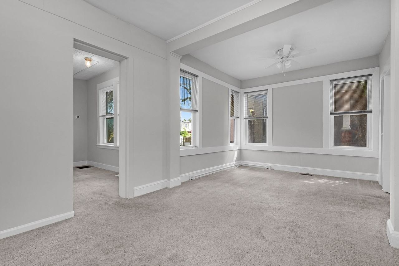 3503 Oakmont Ave - Photo 6 of 24