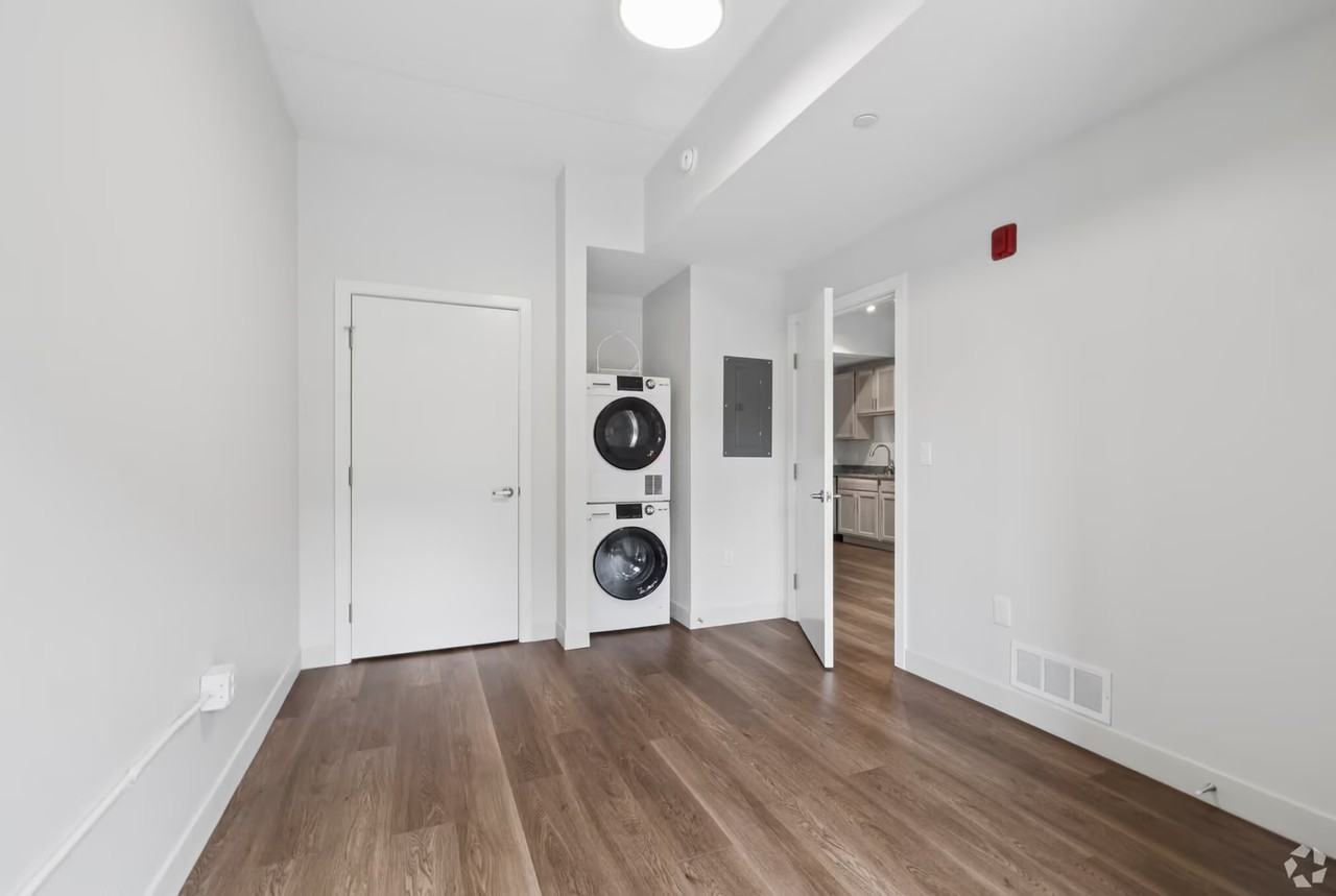 Lofts on Grove - Photo 3 of 6
