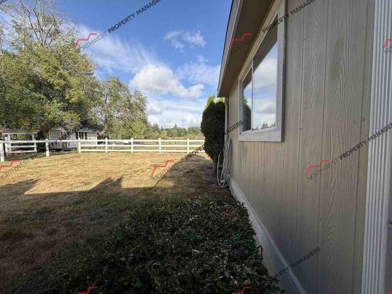 406 Chilvers Rd - Photo 4 of 20