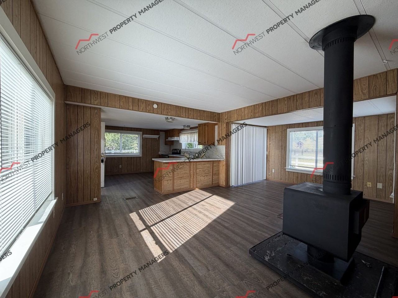 406 Chilvers Rd - Photo 6 of 20