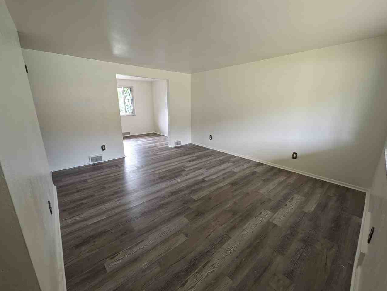 128 Bellmawr Dr - Photo 2 of 24