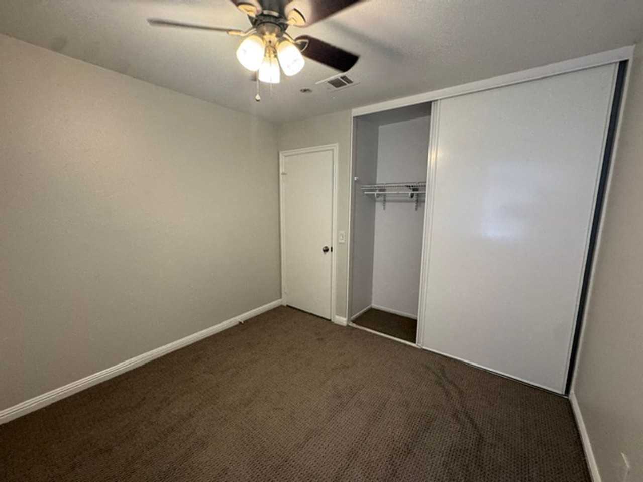 805 Alpine Ct - Photo 5 of 19