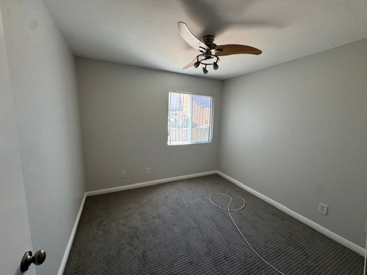 805 Alpine Ct - Photo 6 of 19