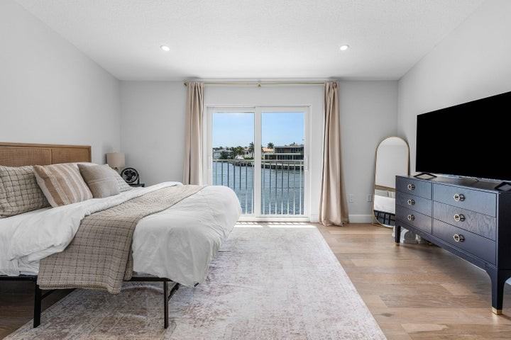900 Jeffery Street - Photo 7 of 8