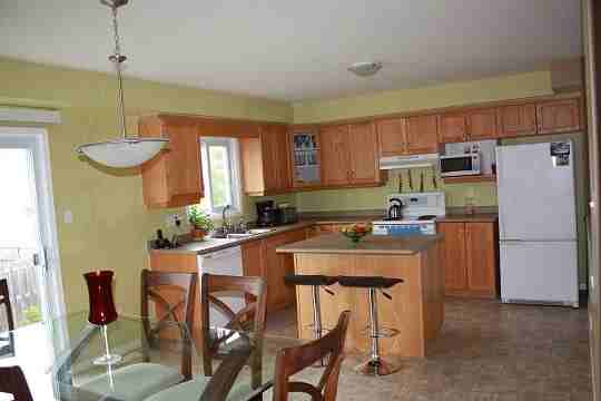 640 Violet St - Photo 5 of 17