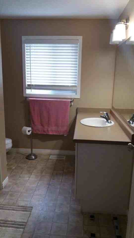 640 Violet St - Photo 6 of 17