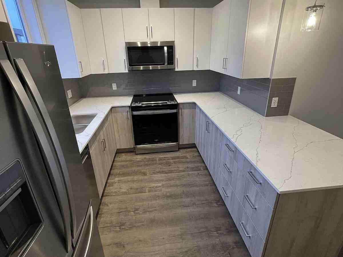 301 Redstone Blvd Ne - Photo 7 of 25