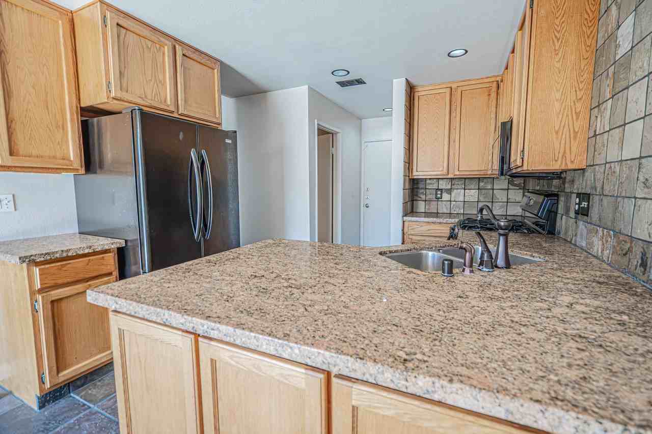 22832 Banyan Pl #22 - Photo 6 of 20