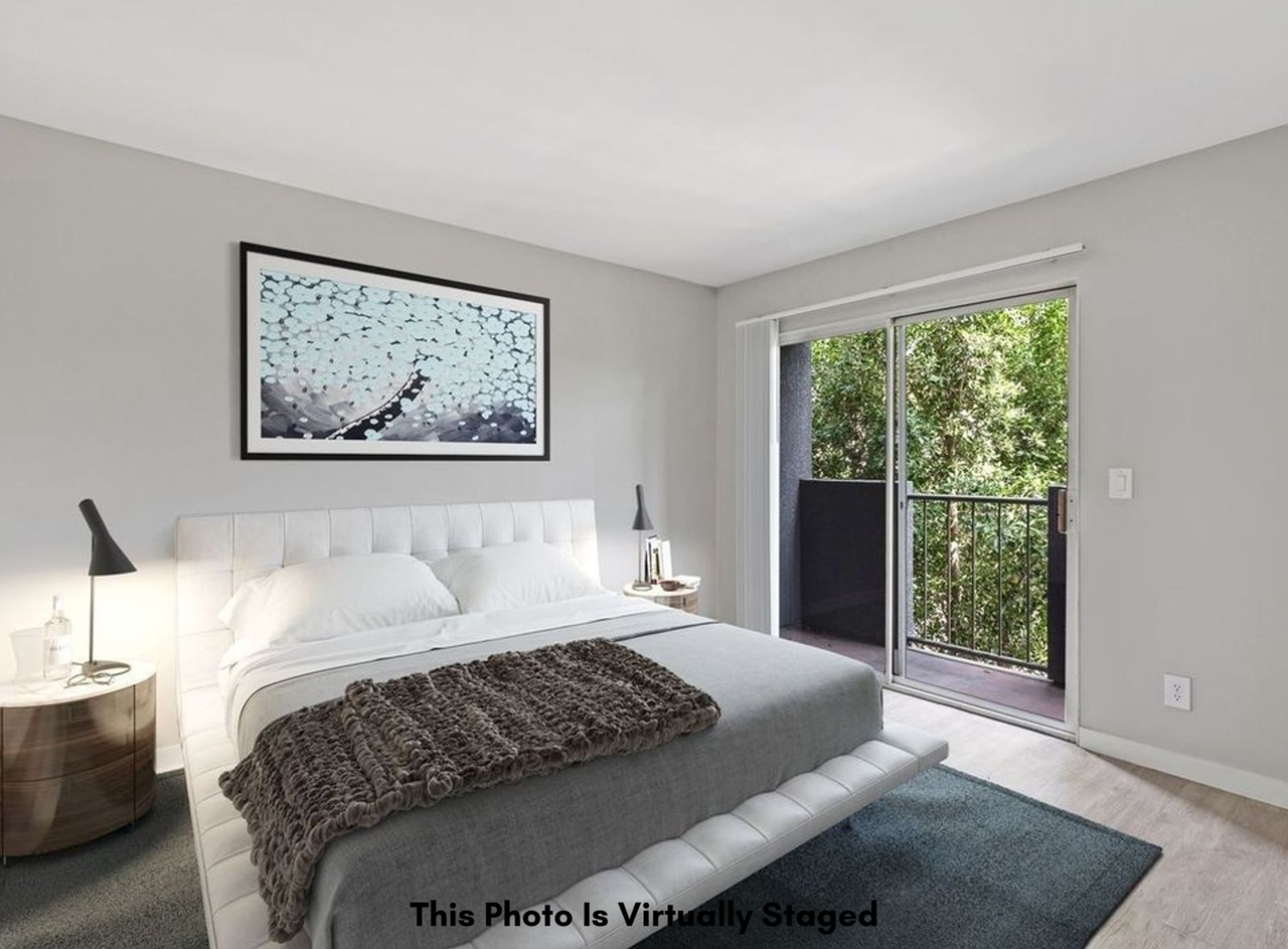 810 Crenshaw - Photo 5 of 5