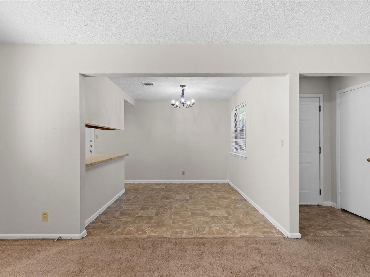 7214 Rimwood - Photo 6 of 17
