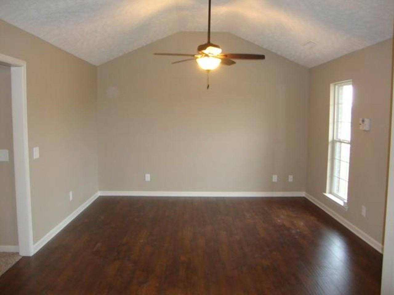 103 Jericho St - Photo 2 of 12
