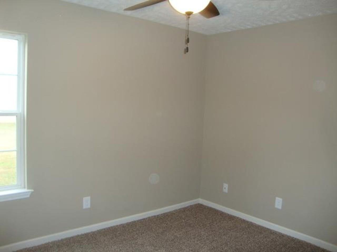 103 Jericho St - Photo 6 of 12