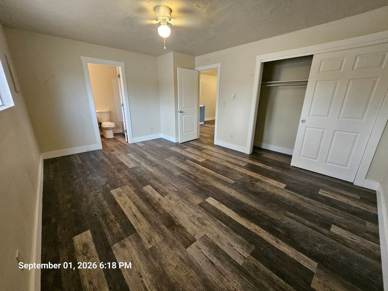 130 Ne 6th St - Photo 4 of 5