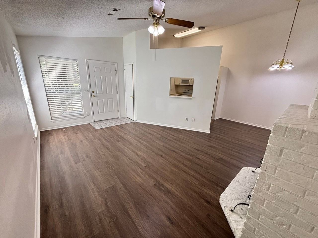 1712 N Noelle Ave - Photo 4 of 14