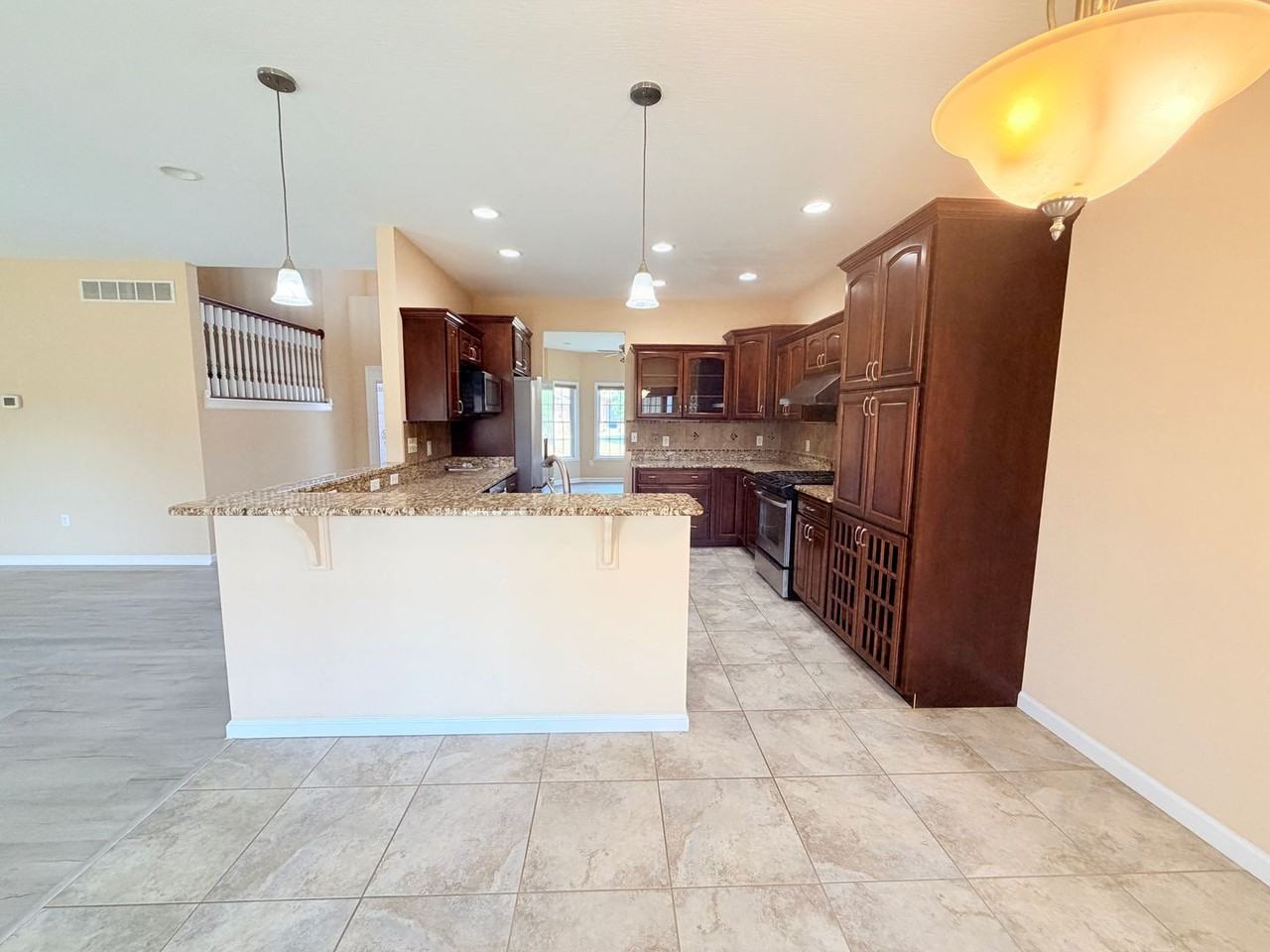 2073 Pawnee Trl - Photo 6 of 38