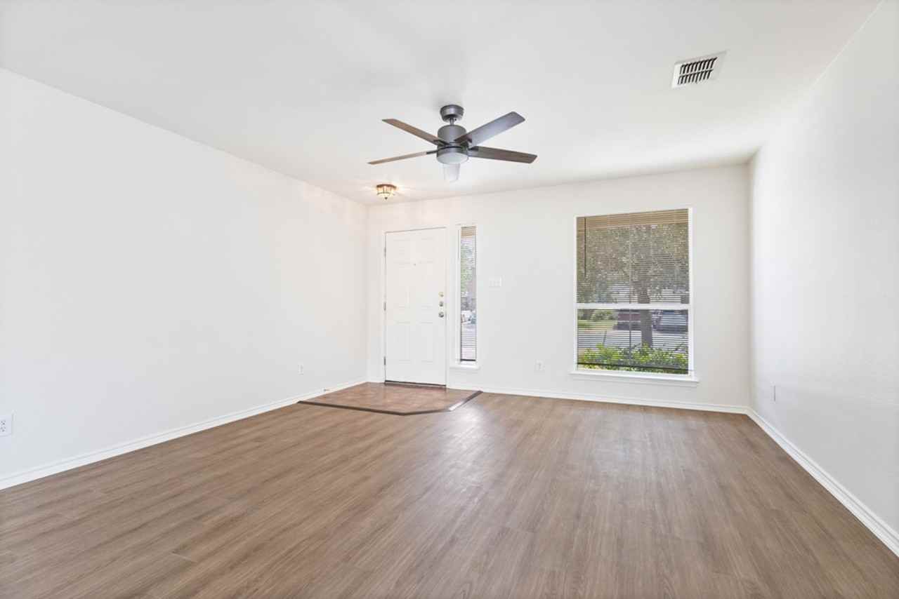 8943 Walnut Spgs - Photo 4 of 25