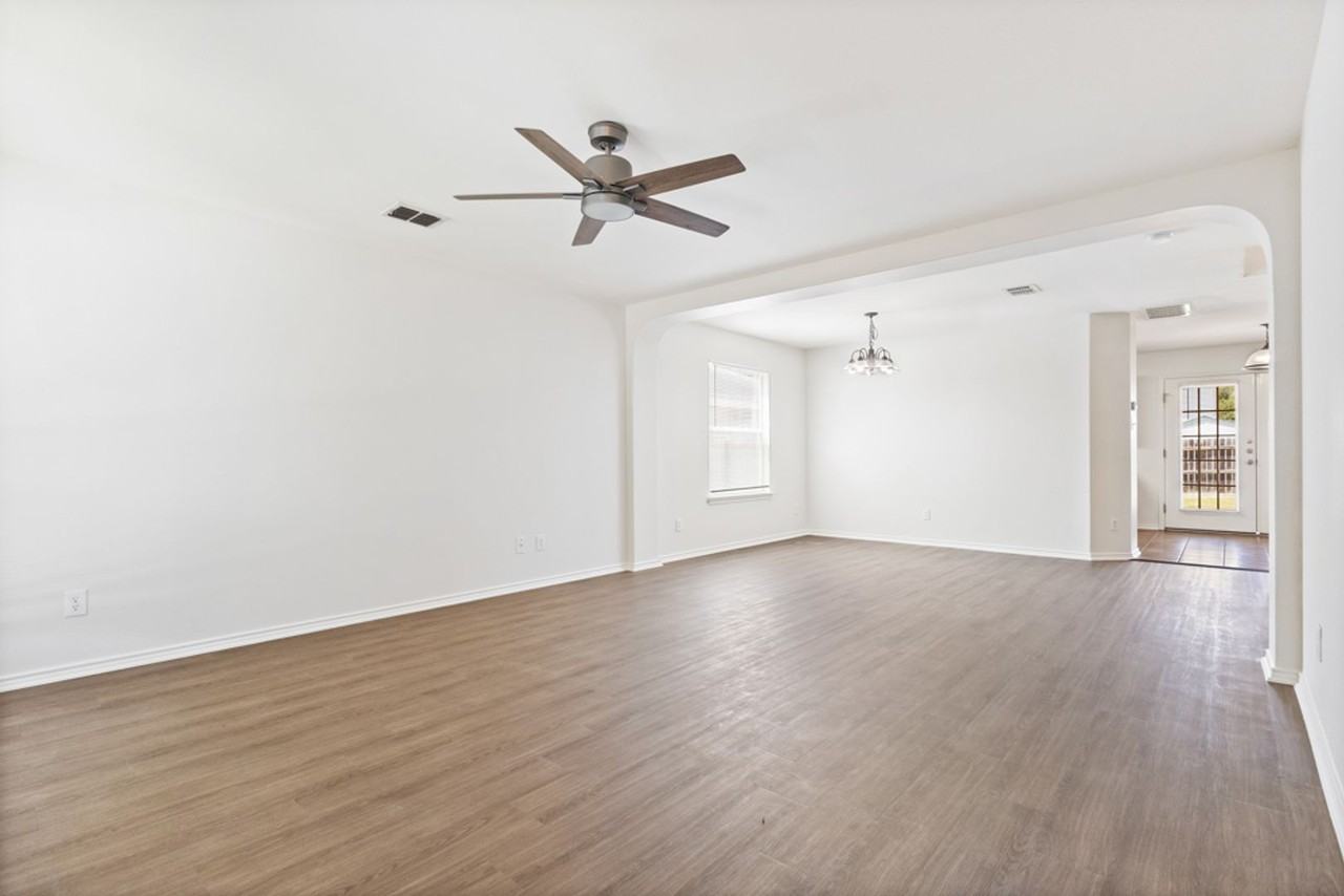 8943 Walnut Spgs - Photo 5 of 25