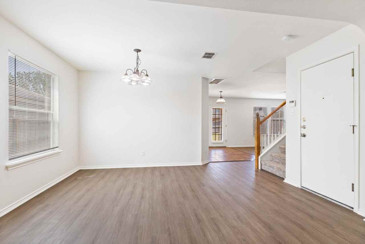 8943 Walnut Spgs - Photo 6 of 25