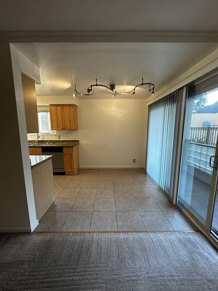 55 Fairmount Ave #1 - Photo 5 of 14